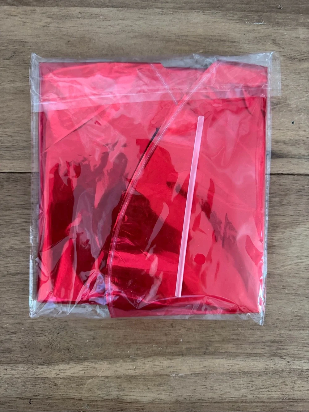 10 Heart-Shaped Red Foil Balloons & Faux Rose Petals